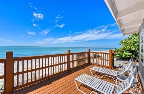 Englewood House | Gulf View Escape on the Beach at Resort with Pool, Kayaks, and More!