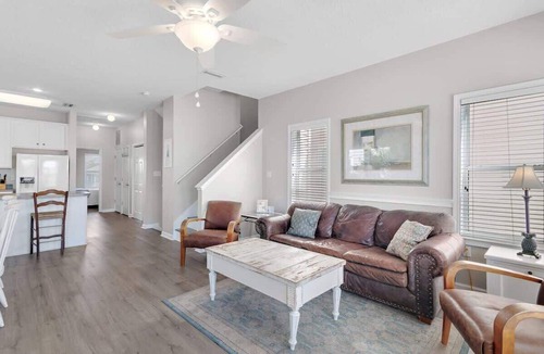 Seacrest House | Gulf Views/Pet Friendly/Across street from Beach