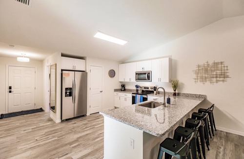 Port Charlotte Apartment | Gulfside Getaway: Unit 17428, Pool, Brand New!
