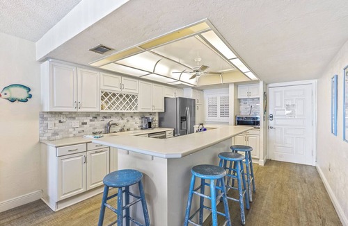 New Smyrna Beach Condo | HA310- Hacienda del Sol 1 Lovely, direct beachfront 2 bedroom 2 bath condo