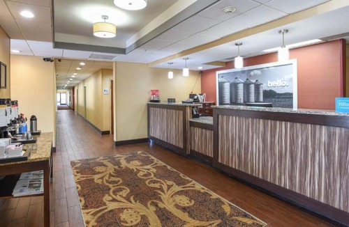 Dry Ridge Hotel | Hampton Inn Dry Ridge
