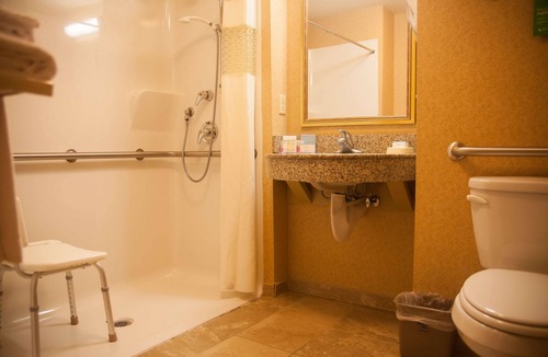 Mountain Home Hotel | Hampton Inn Mountain Home