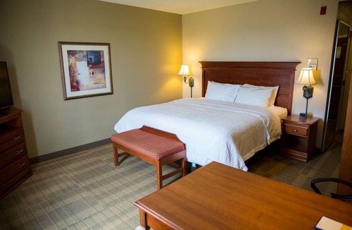 Grenada Hotel | Hampton Inn & Suites Grenada
