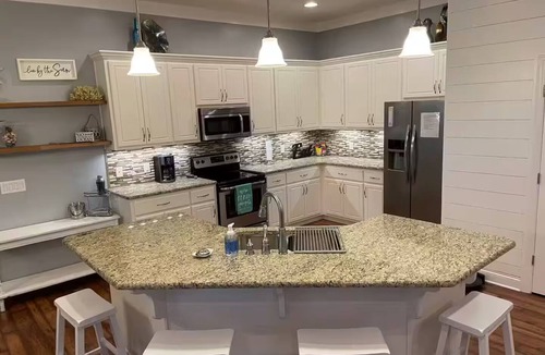 Bahama Beach House | Happy Ours- Fabulous 4-bedroom house w/private beach access in Panama City Beach