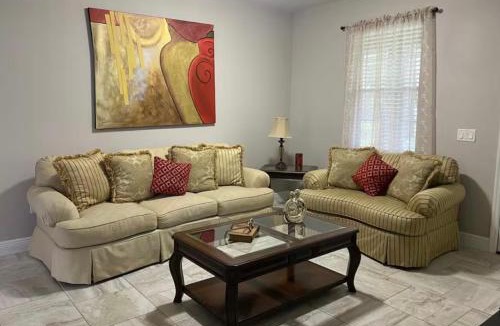 Citrus Park Apartment | Happy Place