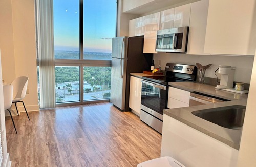 Fort Myers Apartment | Harbor View Elite-Luxury Apartment-Amazing Views