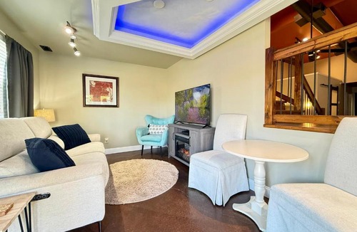 Demorest Apartment | Haven at Hazel - the Residence