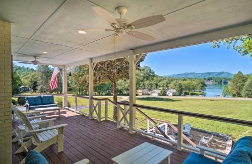 Hayesville House | Hayesville Lake Getaway w/Balcony & Mtn Views!