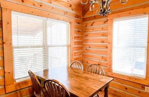 Fort Payne Cabin | Headline