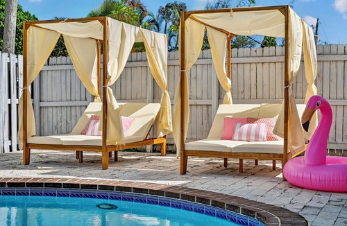 Coral Ridge Isles House | Heated Pool 4 BR Retreat - 30 min to WC Stadium