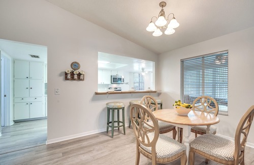 Spring Hill Cottage | Heated Pool & 4-in-1 Grill: Spring Hill Haven!