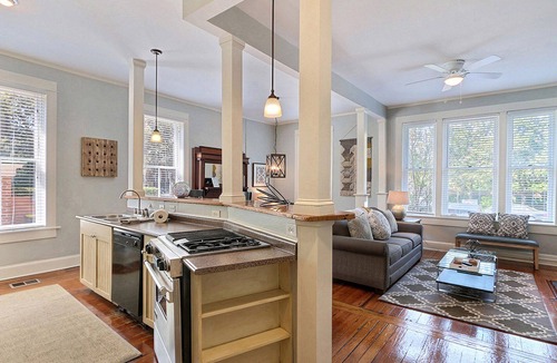 Historic District - North Apartment | Heated Pool Access | 5*Clean | Flex Cancelation