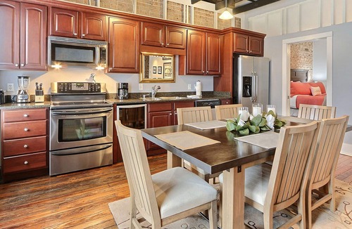 Historic District - North House | Heated Pool Access | 5*Clean | Flex Cancelation