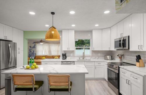 Walsingham House | Heated Pool Villa Clearwater Beach