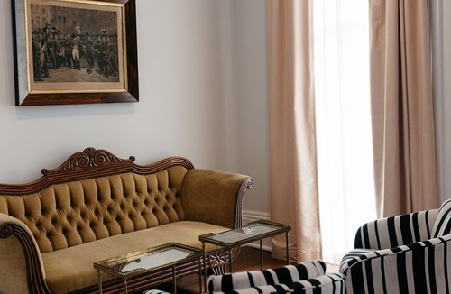 Lower Garden District Hotel | Henry Howard Hotel