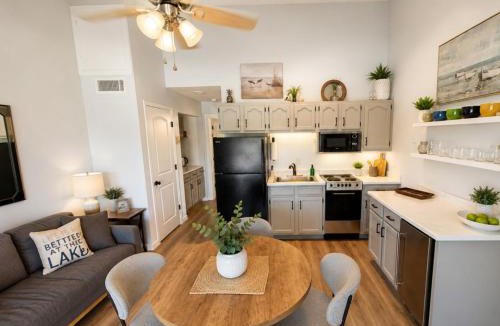 Osage Beach House | Herons Hideaway,Lakefront 1BD 1BA,Pool,Osage Beach 4PP