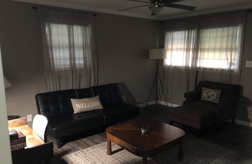 Albany House | Hidden Relaxing Urban Gem