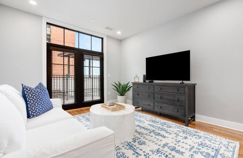 Auburn Apartment | High End 2/2 above Target in Downtown Auburn - 203