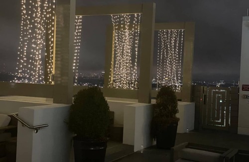 Lenox Condo | High End Highrise Buckhead Living