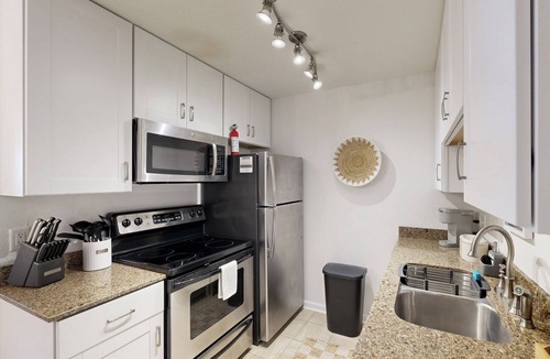 Tallahassee House | Hike, Fish & Relax: Tallahassee Townhome w/Patio!
