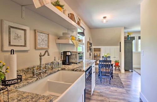 Tigerville Apartment | Hike, Fish & Unwind: Mtn-View Gem in Landrum!