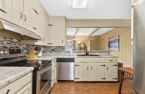 Tuscaloosa House | Hillcrest Haven | Spacious 3BR Near UA & Downtown