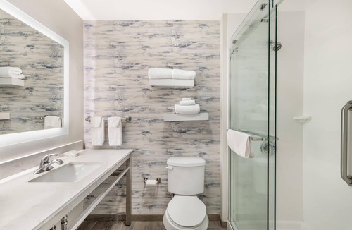 Gunter Afs Hotel | Hilton Garden Inn Montgomery - EastChase