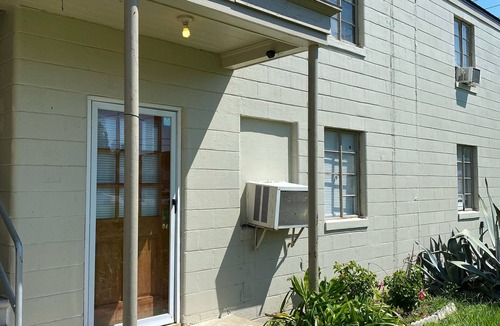 Valdosta House | Historic Apartment 1BR 1BA Ideal for longer stays 2F