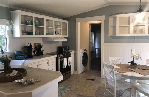 Burton House | Historic Beaufort, SC Near Parris Island, 4 Bed/2 Bath, Sleeps 7