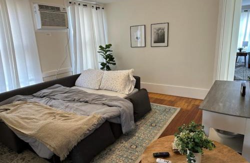 Ludlow House | Historic Ludlow Apt B