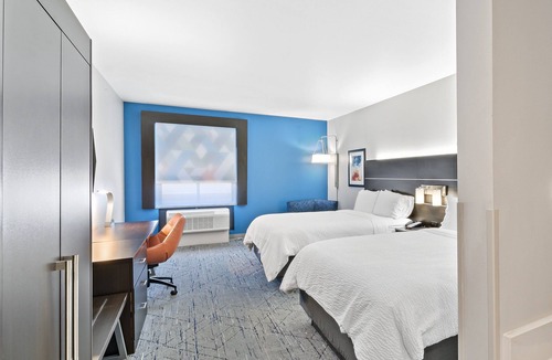 White Hall Hotel | Holiday Inn Express and Suites White Hall by IHG
