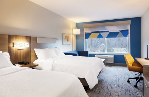 Oak Ridge Hotel | Holiday Inn Express & Suites Oak Ridge by IHG