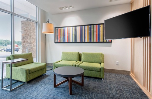 Alachua Hotel | Holiday Inn Express & Suites Alachua - Gainesville Area by IHG