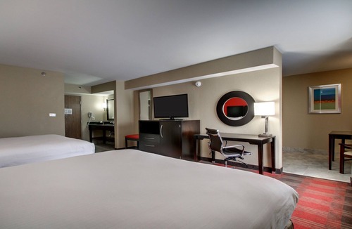 Jackson Hotel | Holiday Inn Express & Suites Jackson Downtown - Coliseum by IHG