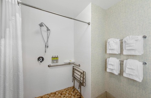 Alachua Hotel | Holiday Inn Express & Suites Alachua - Gainesville Area by IHG