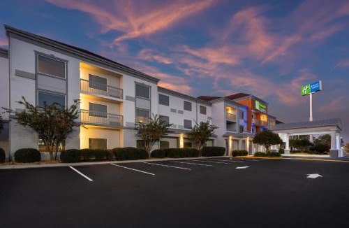 Tifton Hotel | Holiday Inn Express Tifton by IHG