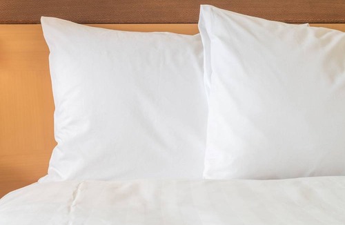 Dublin Hotel | Holiday Inn Express Hotel & Suites Dublin, an IHG Hotel