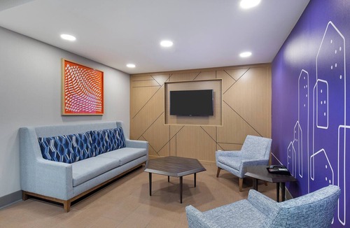 Hurricane Mills Hotel | Holiday Inn Express Hurricane by IHG