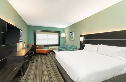 Simpsonville Hotel | Holiday Inn Express & Suites Greenville SE - Simpsonville by IHG
