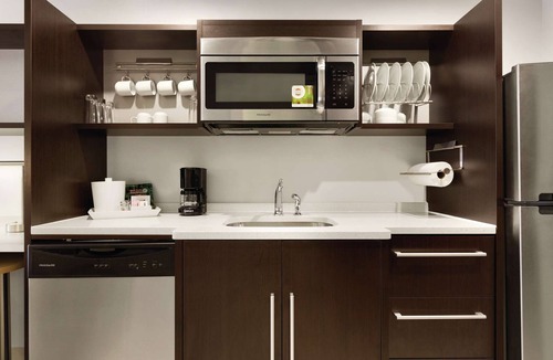 Macon Hotel | Home2 Suites by Hilton Macon I 75 North GA