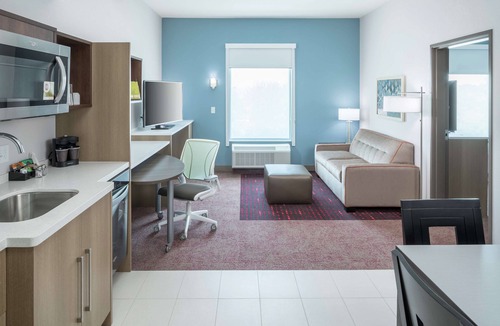 Airport North Hotel | Home2 Suites by Hilton Orlando Airport