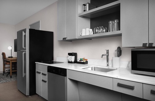 Jackson Hotel | Homewood Suites by Hilton Jackson