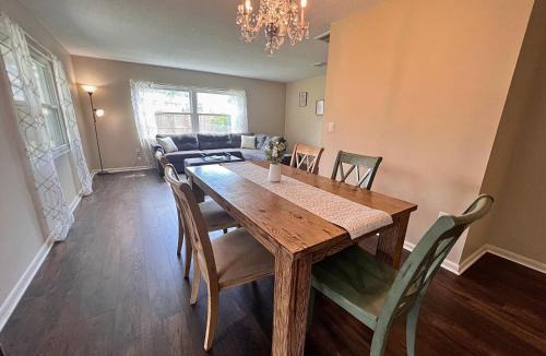 Lakeland House | Host Hubble Private Rooms, Queens Loop