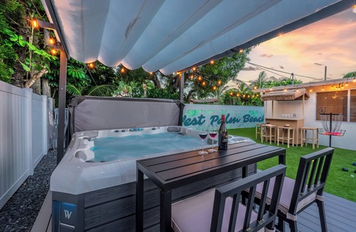 Parker Ridge House | Hot Tub Game Room Mini Golf Fire Pit Central Location Sleeps 8
