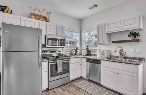 Starkville House | Hot Tub, Sauna, Cold Plunge | 3 Miles From MSU