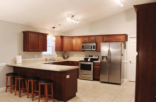 Campobello House | 🌟HOT TUB🌟Game Room Getaway Private Home Near Greer Seasonal Pool