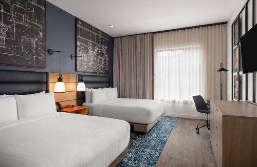 College Town Hotel | Hotel Indigo Tallahassee - Collegetown by IHG
