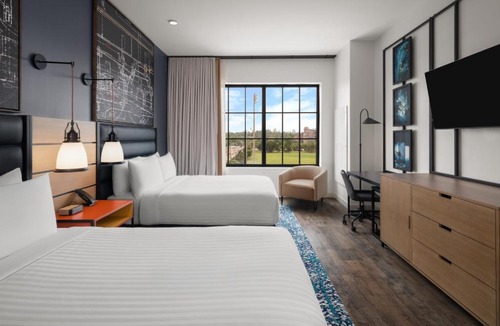 College Town Hotel | Hotel Indigo Tallahassee - Collegetown by IHG