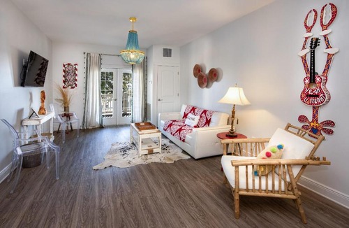 Pass Christian Apartment | Hotel Pass Christian