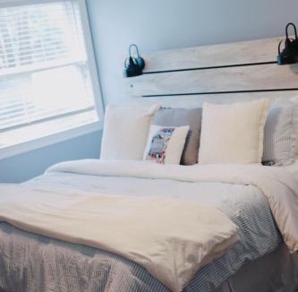 Oxford House | Hotty Toddy Hideaway